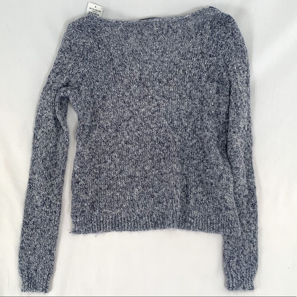 Abercrombie gray and navy striped front sweater - Picture 4 of 4